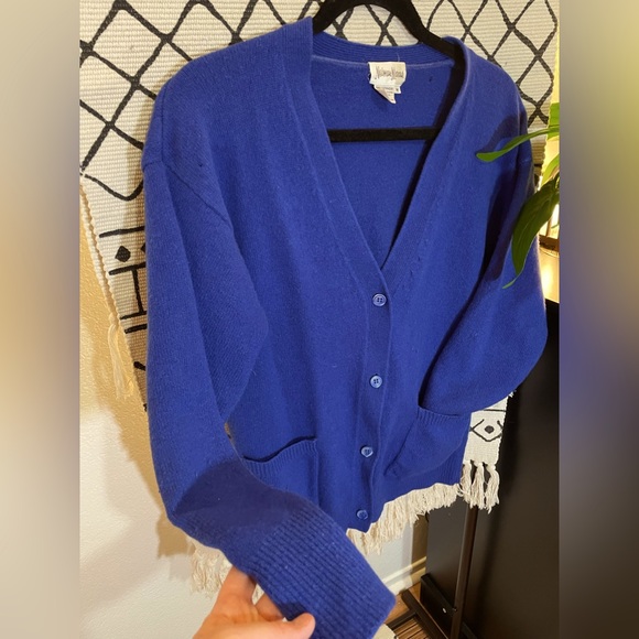 100% cashmere sweater button up size medium - Picture 2 of 6